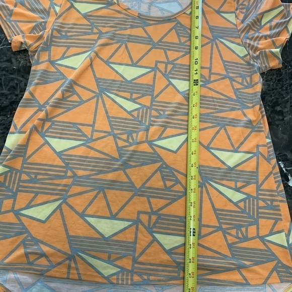 LULAROE Classic T Tee Top XL Shirt Yellow Orange Gray Triangles Poly Stretch - Picture 7 of 8